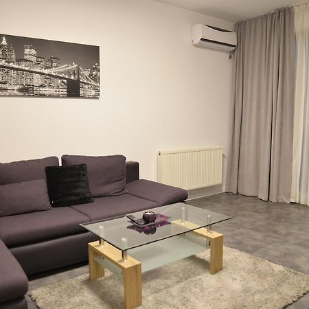 Andrew Beach Apartment Năvodari Extérieur photo