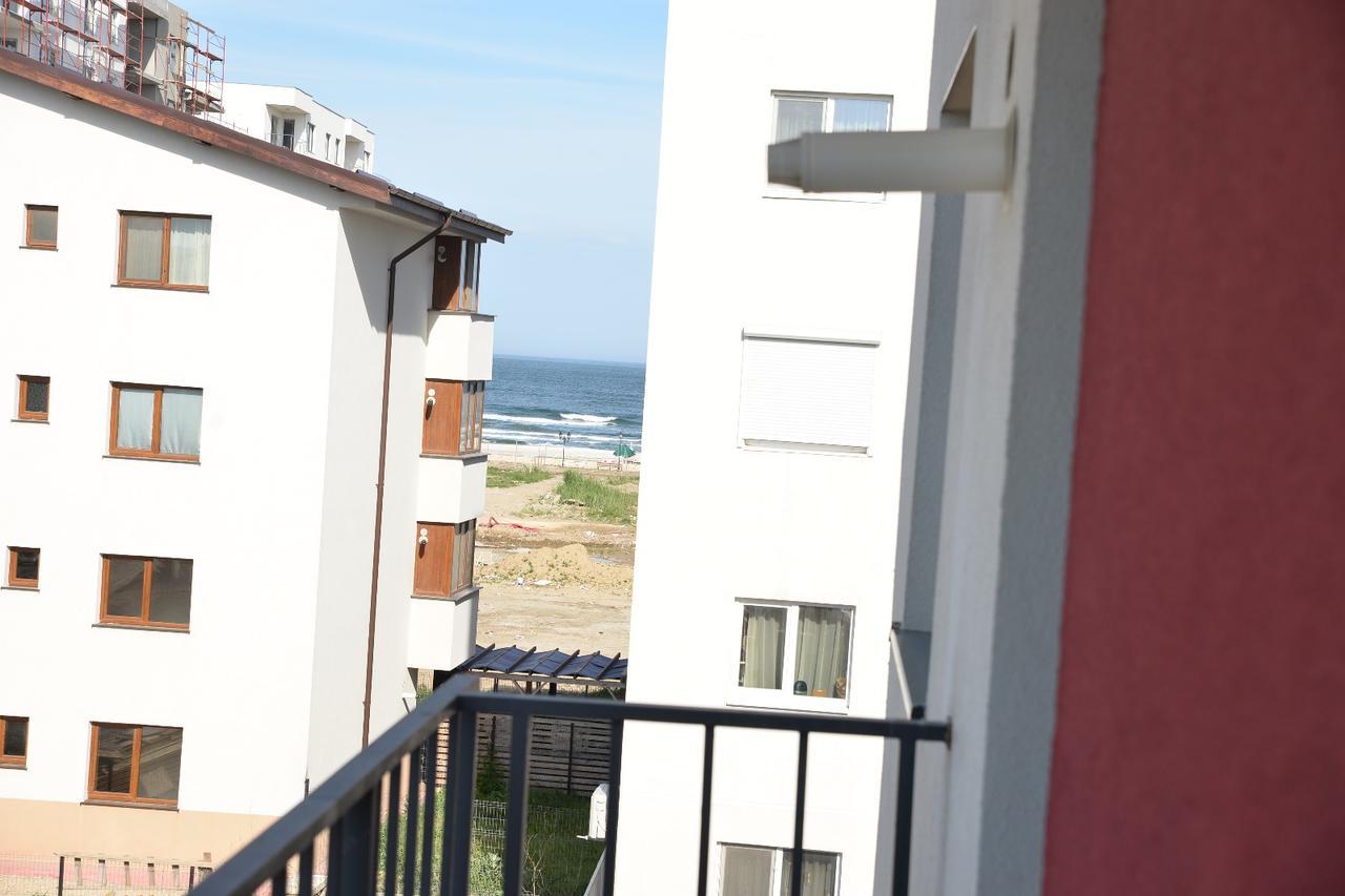 Andrew Beach Apartment Năvodari Extérieur photo