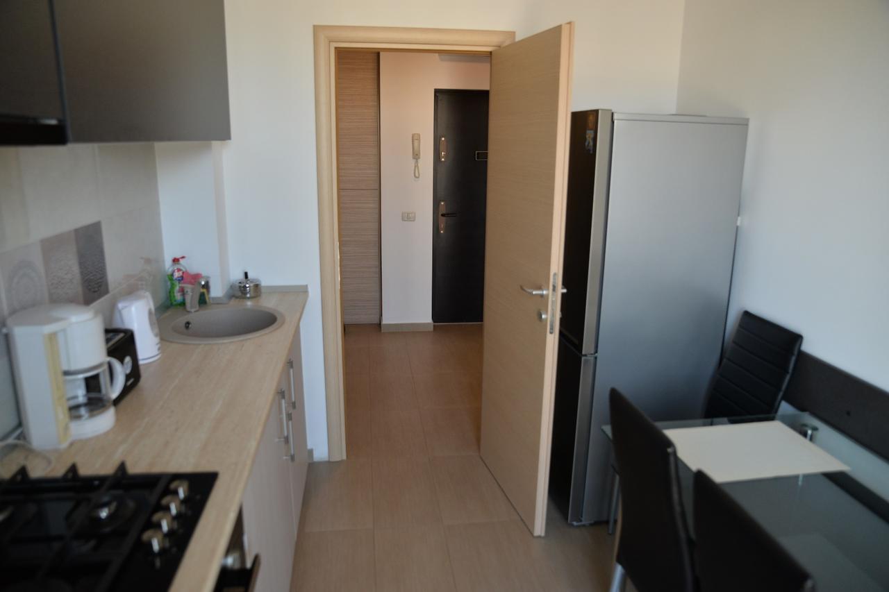 Andrew Beach Apartment Năvodari Extérieur photo